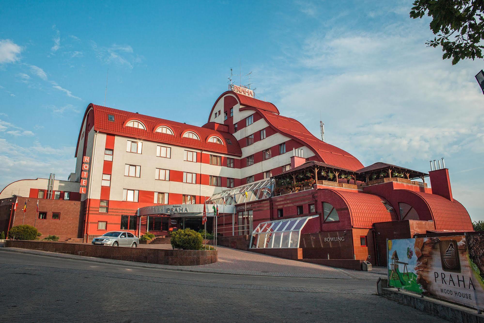 Hotel Praha Uzhhorod Exterior foto